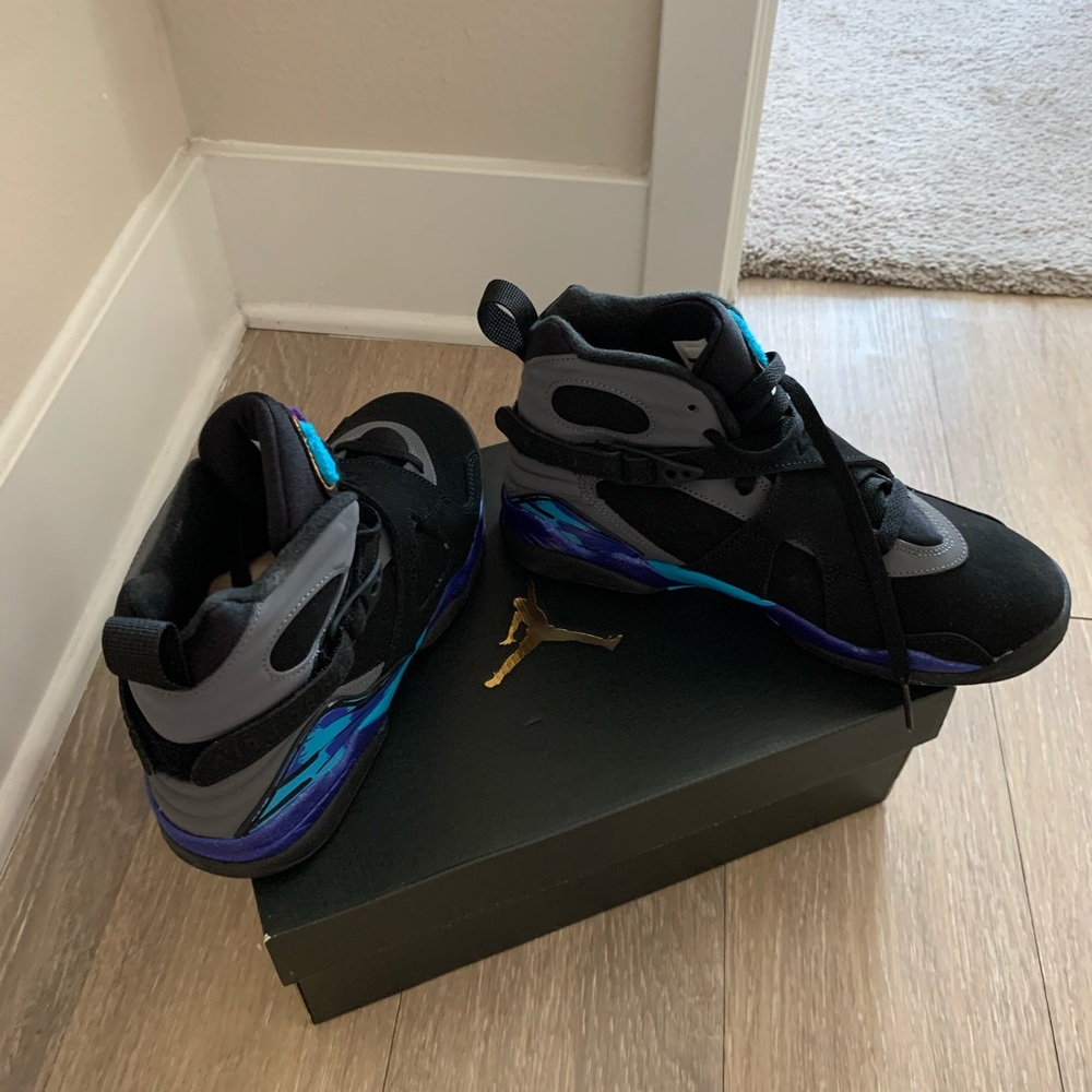 Air Jordan 8 Retro